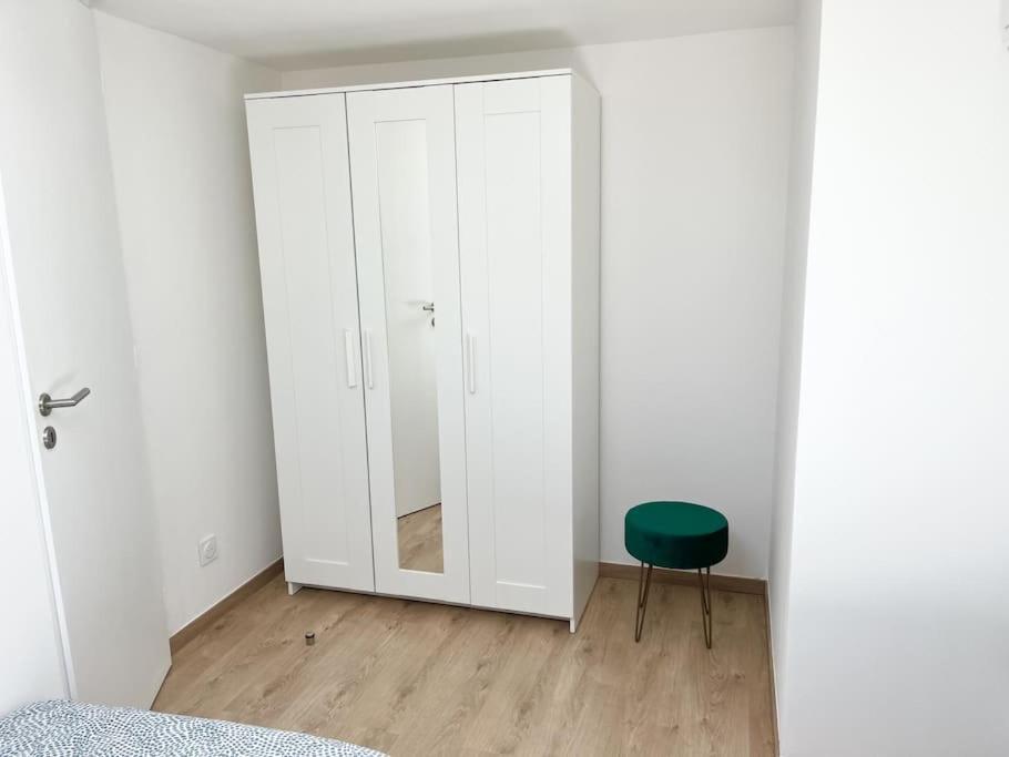 Duplex Centre Ville - 50M De La Plage - Clim - Garage - Netflix Le Grau-du-Roi Luaran gambar