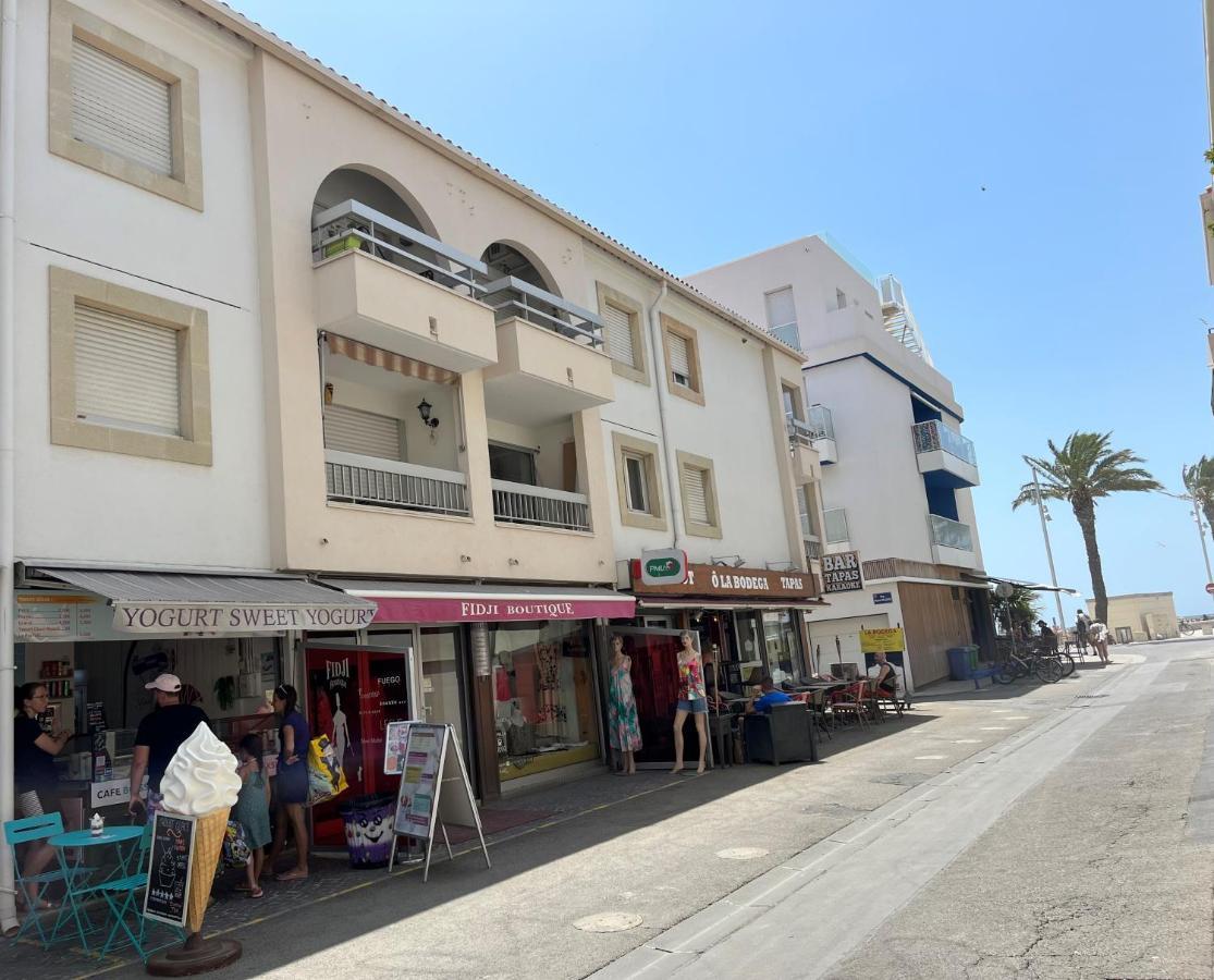 Duplex Centre Ville - 50M De La Plage - Clim - Garage - Netflix Le Grau-du-Roi Luaran gambar