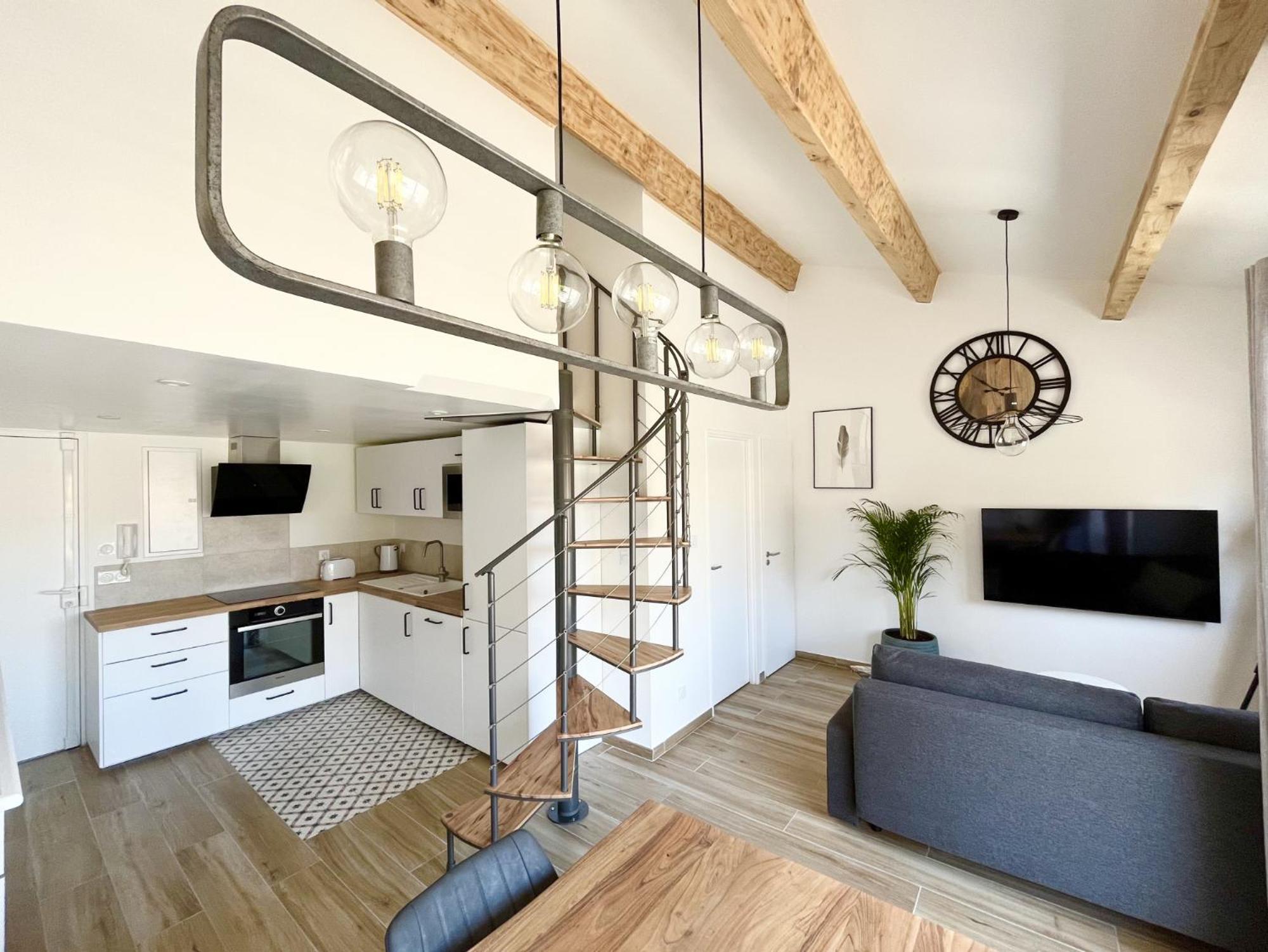 Duplex Centre Ville - 50M De La Plage - Clim - Garage - Netflix Le Grau-du-Roi Bilik gambar