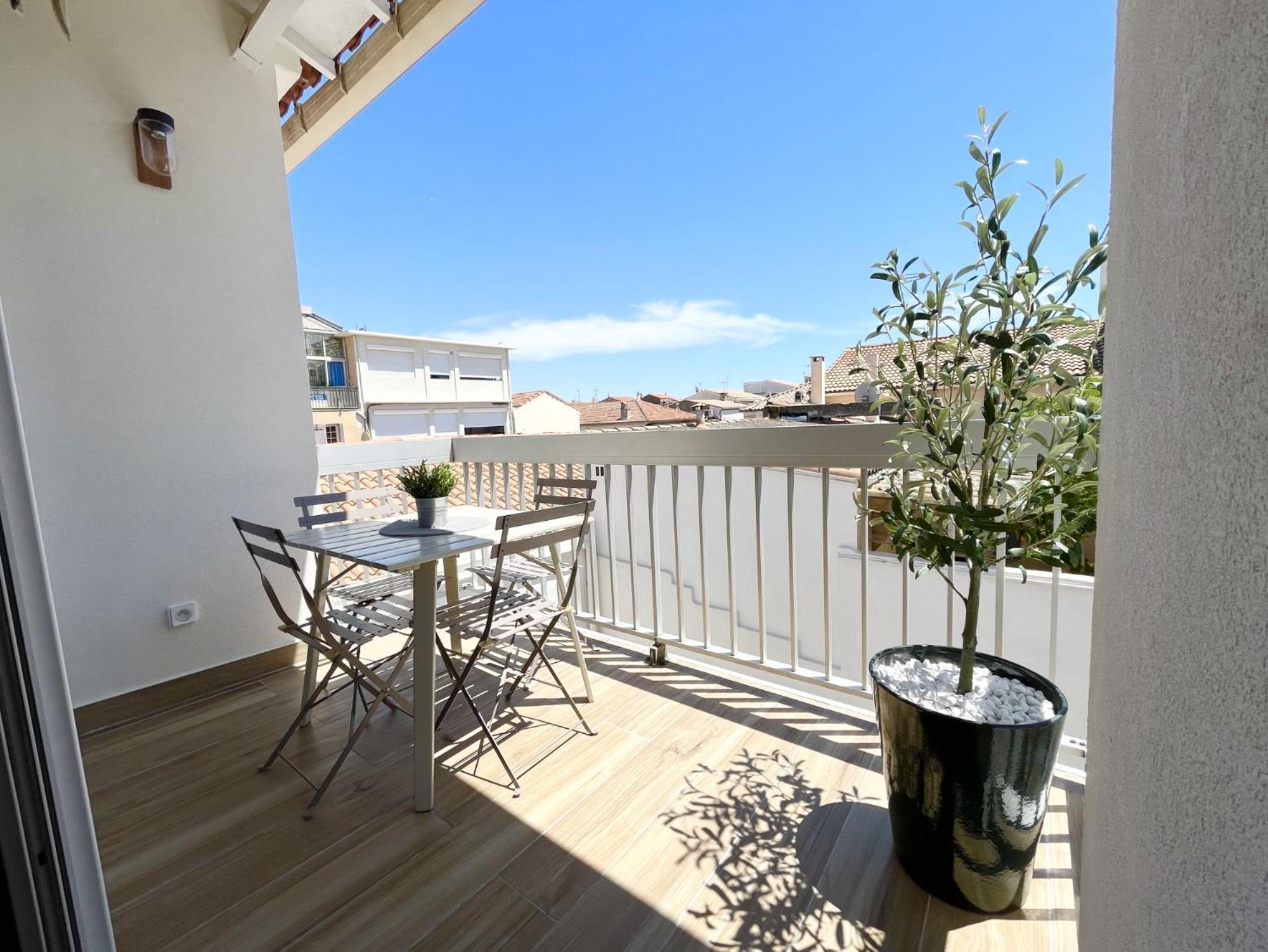 Duplex Centre Ville - 50M De La Plage - Clim - Garage - Netflix Le Grau-du-Roi Bilik gambar